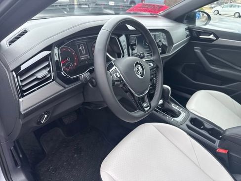 Used 2021 Volkswagen Jetta R-Line w/ R-Line Cold Weather Package image 14