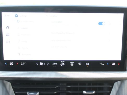 Used 2025 Ford Explorer ST-Line w/ ST-Line Street Pack AWD/4WD image 46