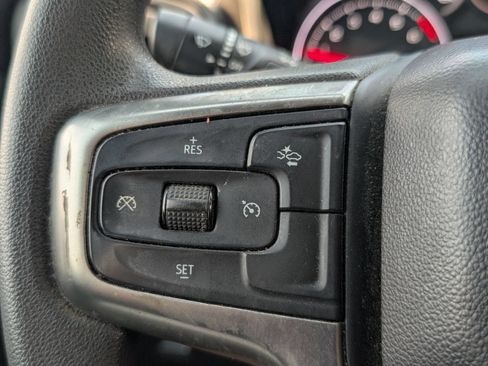 Used 2022 Chevrolet Silverado 1500 Custom w/ LPO, Dark Essentials Package AWD/4WD image 15