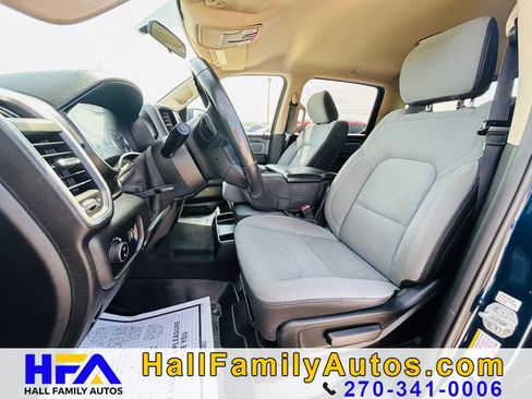 Used 2020 RAM 1500 Big Horn AWD/4WD image 9