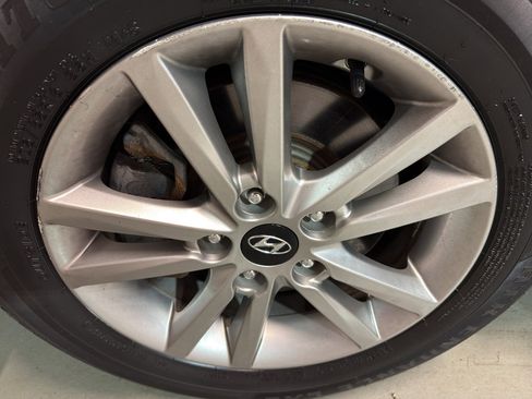 Used 2017 Hyundai Sonata SE w/ Cargo Package image 32