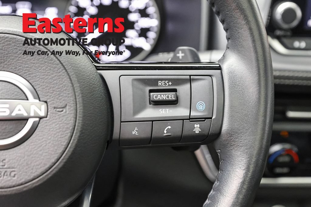 Used 2023 Nissan Rogue SV w/ SV Premium B Package AWD/4WD image 17