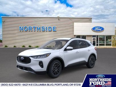 New 2025 Ford Escape SE w/ Class II Trailer Tow Package