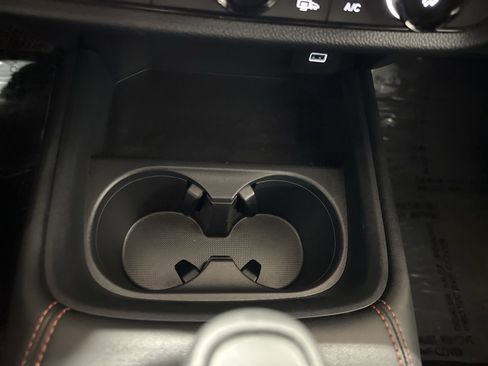 Used 2024 Honda HR-V Sport image 53