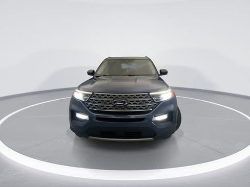 Used 2020 Ford Explorer Limited RWD image 3