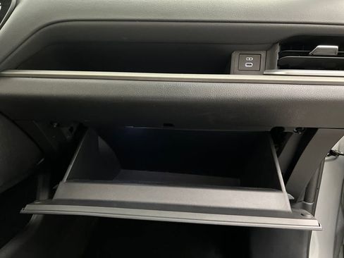 Used 2025 Toyota Grand Highlander AWD image 29