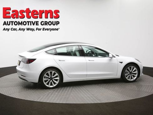 Used 2019 Tesla Model 3 Standard Range image 40