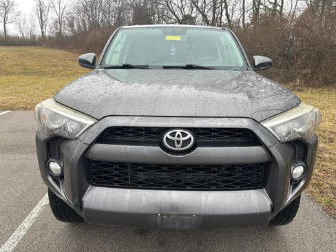 Used 2014 Toyota 4Runner SR5 image 16