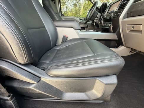 Used 2020 Ford F250 XLT w/ XLT Premium Package AWD/4WD image 32