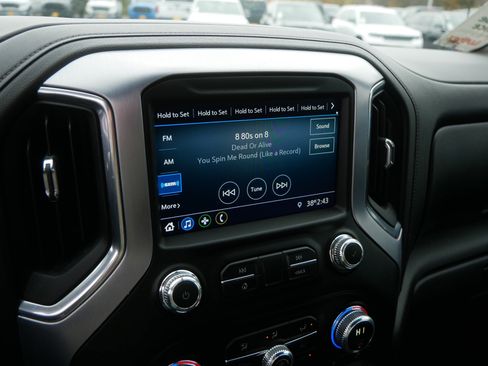 Used 2022 GMC Sierra 1500 Elevation w/ LPO, Elevation Black Package image 33