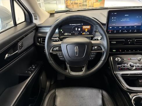 Used 2023 Lincoln Nautilus AWD w/ Premium Package image 16