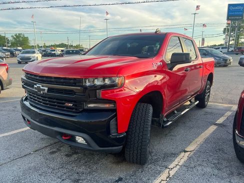 Used 2019 Chevrolet Silverado 1500 LT Trail Boss AWD/4WD image 1