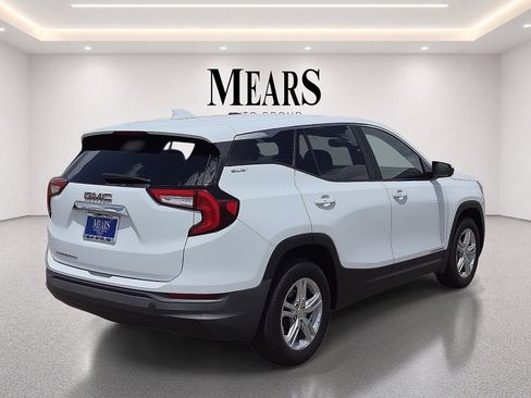 Used 2024 GMC Terrain SLE FWD image 5
