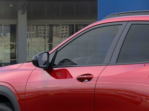 New 2026 Chevrolet Trax RS w/ Sunroof Package FWD image 12