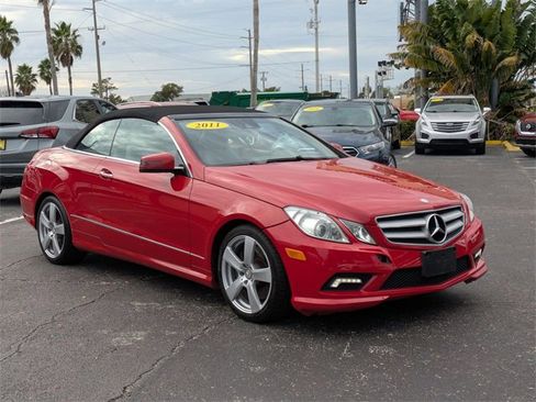 Used 2011 Mercedes-Benz E 550 Cabriolet image 3