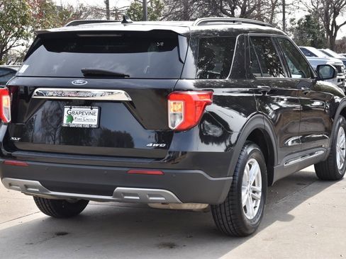 Used 2023 Ford Explorer XLT w/ Equipment Group 202A image 8