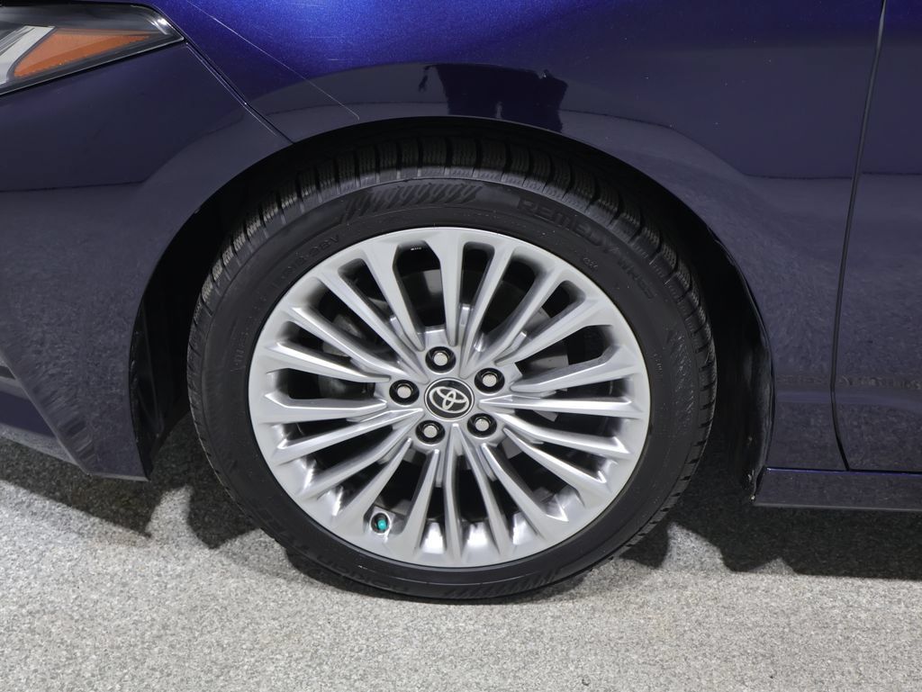 Used 2021 Toyota Avalon Limited w/ Advanced Safety Package AWD/4WD image 7