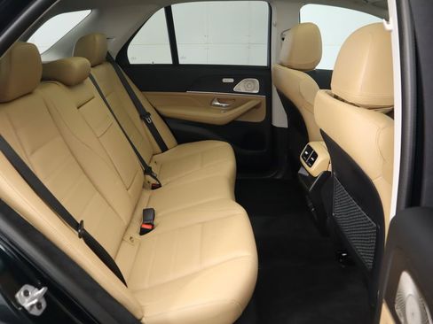 Used 2024 Mercedes-Benz GLE 450 4MATIC image 23