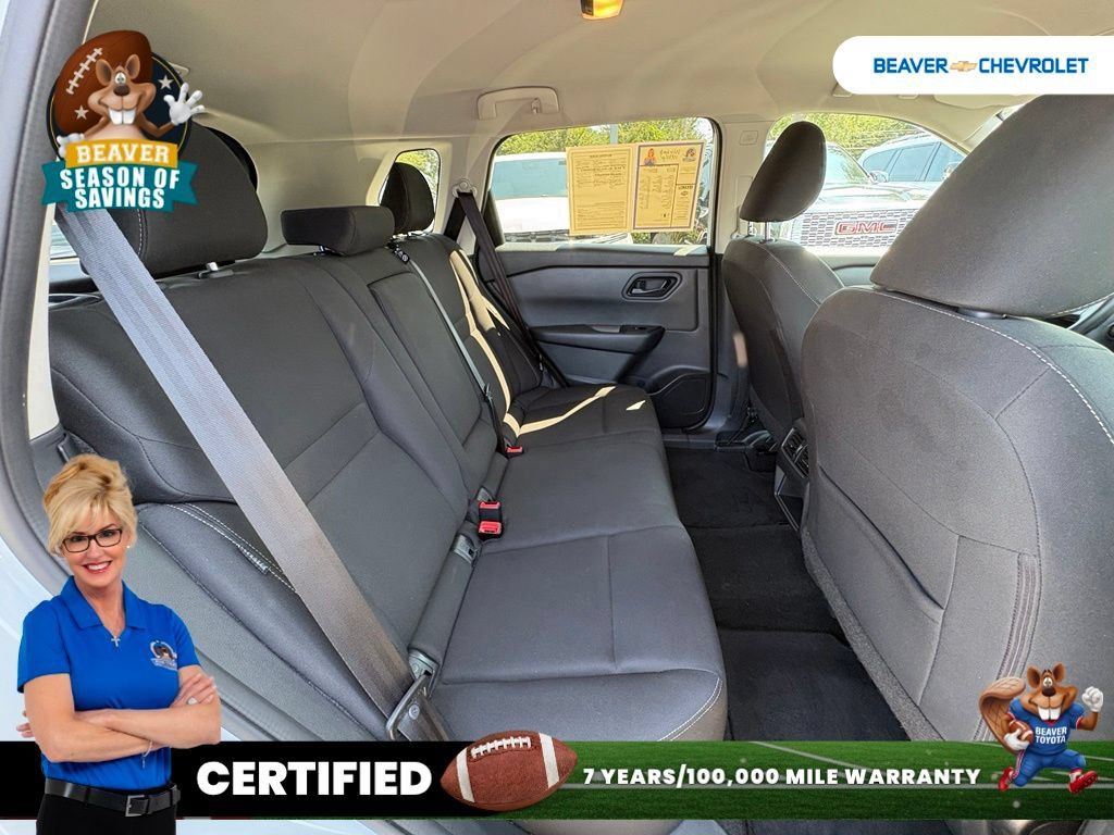 Used 2024 Nissan Rogue S FWD image 26