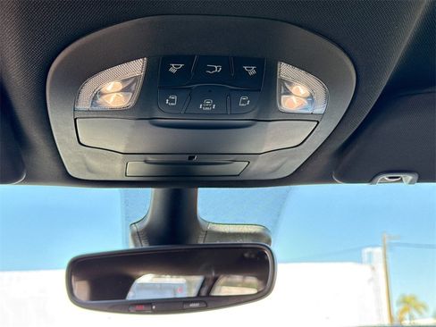 New 2025 Chrysler Voyager LX image 24