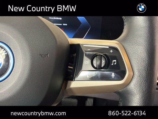 Used 2024 BMW iX xDrive50 w/ Sport Package AWD/4WD image 23