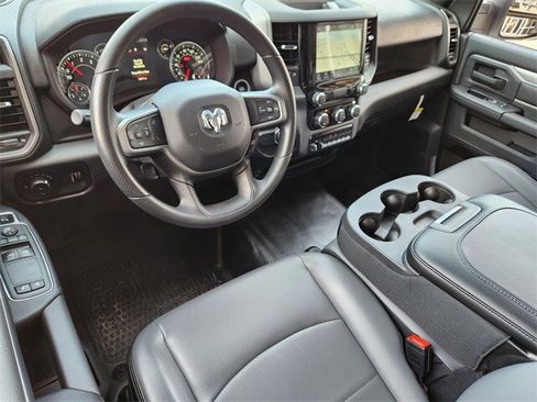New 2024 RAM 2500 Tradesman w/ Convenience Group image 22
