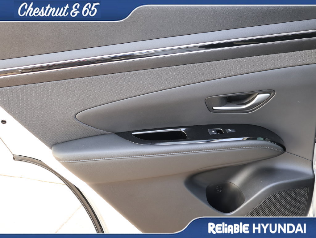 Used 2022 Hyundai Tucson Limited FWD image 17