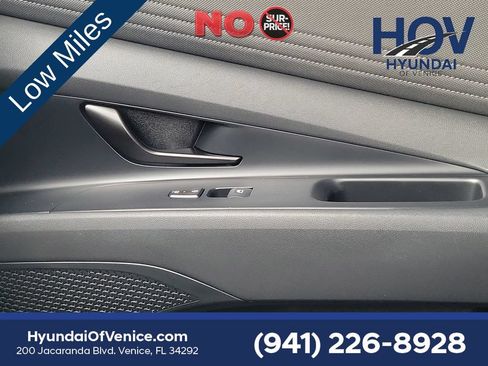 Certified 2025 Hyundai Elantra Sport FWD image 32