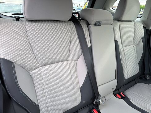 Used 2021 Subaru Forester Premium AWD/4WD image 33