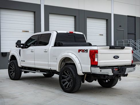 Used 2017 Ford F350 Lariat w/ Lariat Ultimate Package image 7