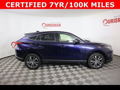 Used 2022 Toyota Venza LE image 11