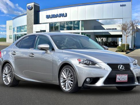 Used 2014 Lexus IS 250 w/ Navigation Package RWD image 5