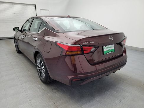 Used 2024 Nissan Altima 2.5 SV image 5