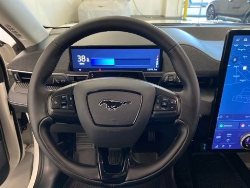 Used 2024 Ford Mustang Mach-E Premium image 19