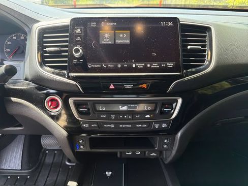 Certified 2024 Honda Ridgeline Black Edition image 21