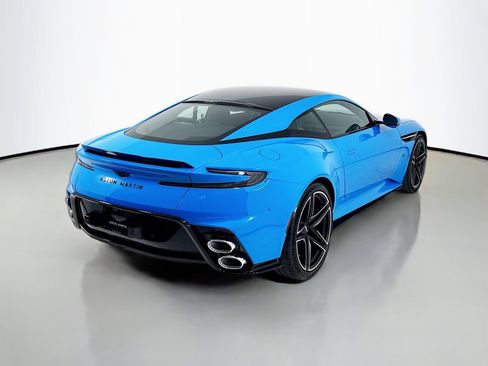 Used 2026 Aston Martin DB12 Coupe RWD image 7