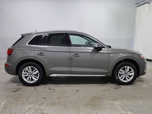 Used 2023 Audi Q5 2.0T Premium w/ Convenience Package image 10