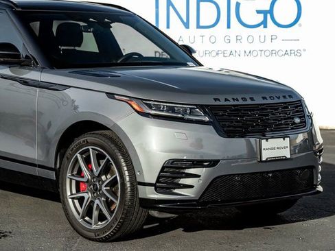 Used 2025 Land Rover Range Rover Velar Dynamic SE AWD/4WD image 5
