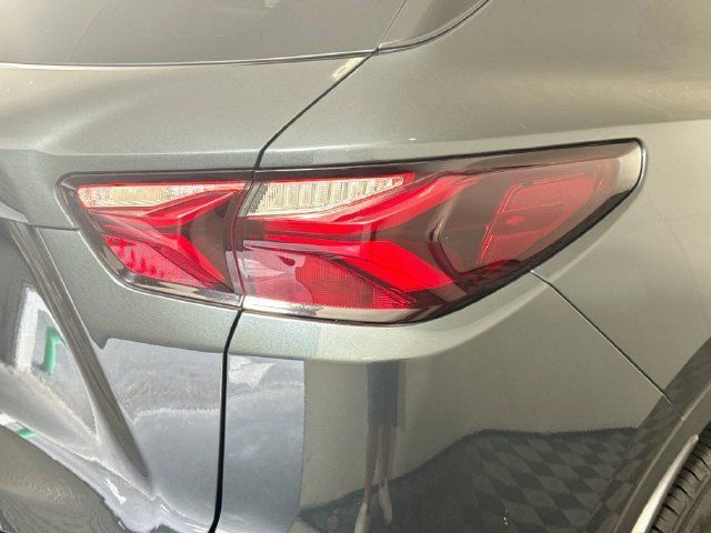 Used 2020 Chevrolet Blazer LT FWD image 33