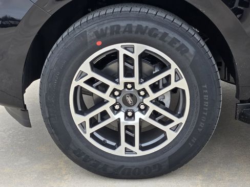 New 2026 Ford Expedition Max Active RWD image 15