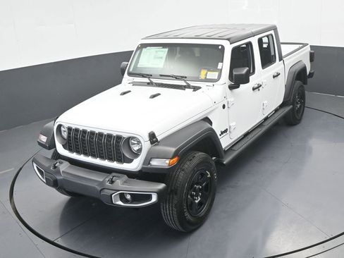 New 2026 Jeep Gladiator Sport image 41