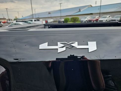 Used 2025 GMC Sierra 1500 Elevation AWD/4WD image 31