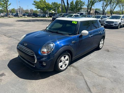 Used 2017 MINI Cooper 4-Door Hardtop FWD image 25