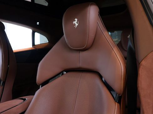 Certified 2025 Ferrari Purosangue AWD/4WD image 39