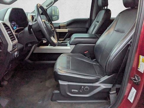 Used 2018 Ford F350 Lariat w/ Chrome Package image 25