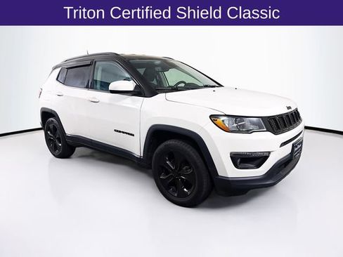 Used 2019 Jeep Compass Latitude AWD/4WD image 1