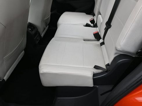 Used 2019 Volkswagen Tiguan SE w/ Panoramic Sunroof Package FWD image 31