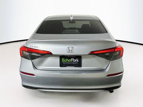 Used 2024 Honda Civic LX image 7