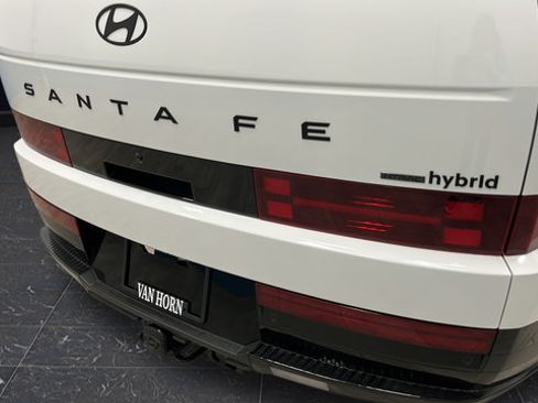 Used 2025 Hyundai Santa Fe Calligraphy AWD/4WD image 42