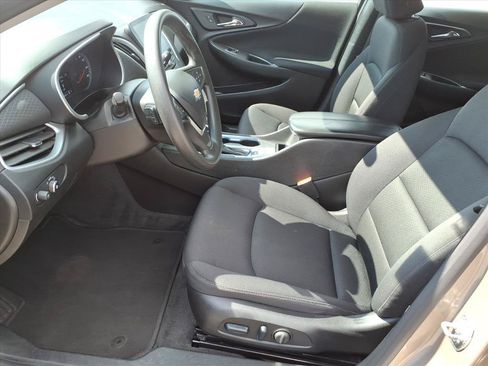 Used 2024 Chevrolet Malibu LT FWD image 12